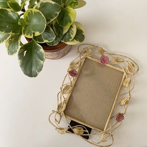 • vintage iron roses + vines photo frame •